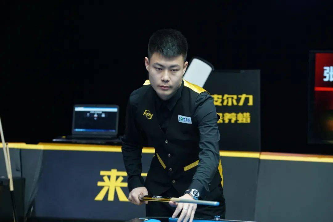 的后防线和 的后防线和