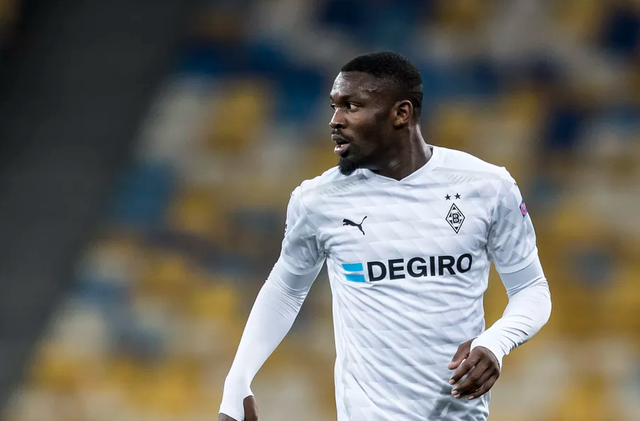 两校队员技 两校队员技