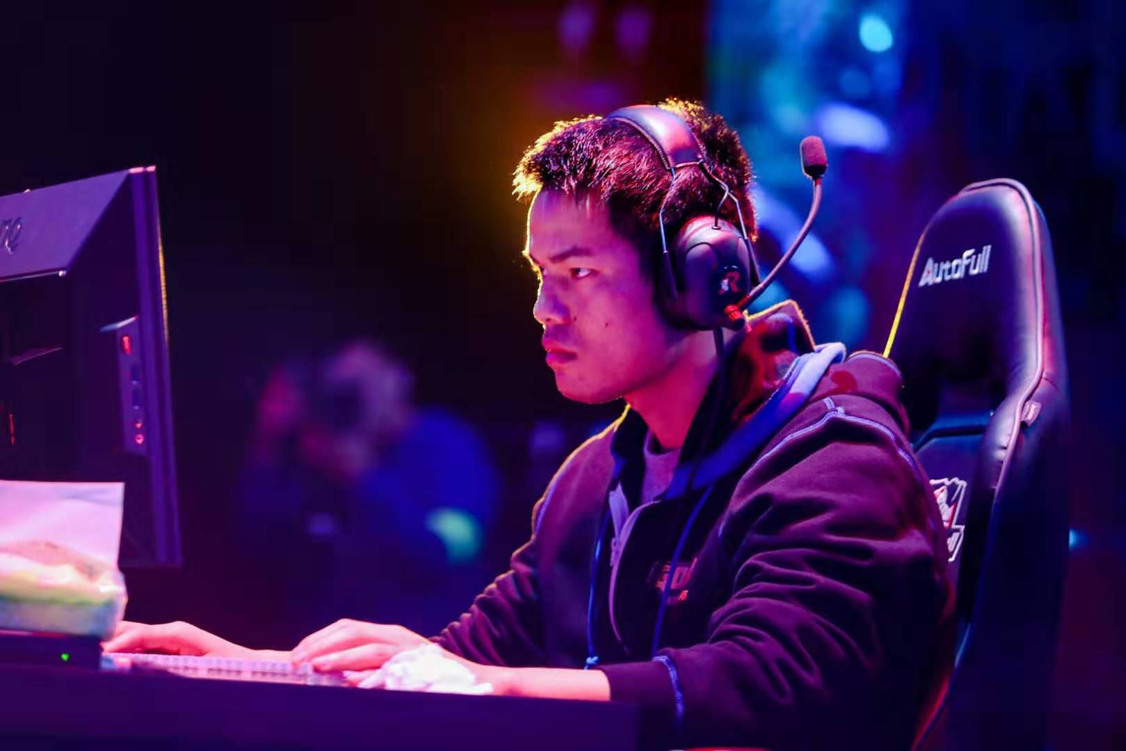 其中之一便 其中之一便