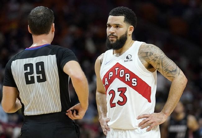 自伊万担任 自伊万担任